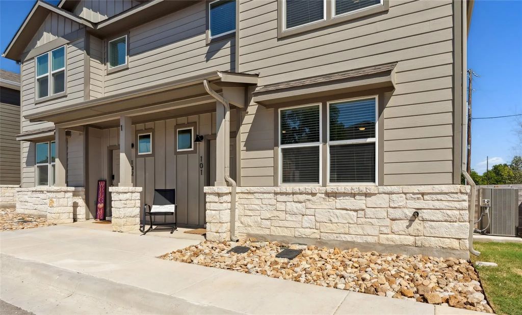 520-501b Powell Drive, Leander