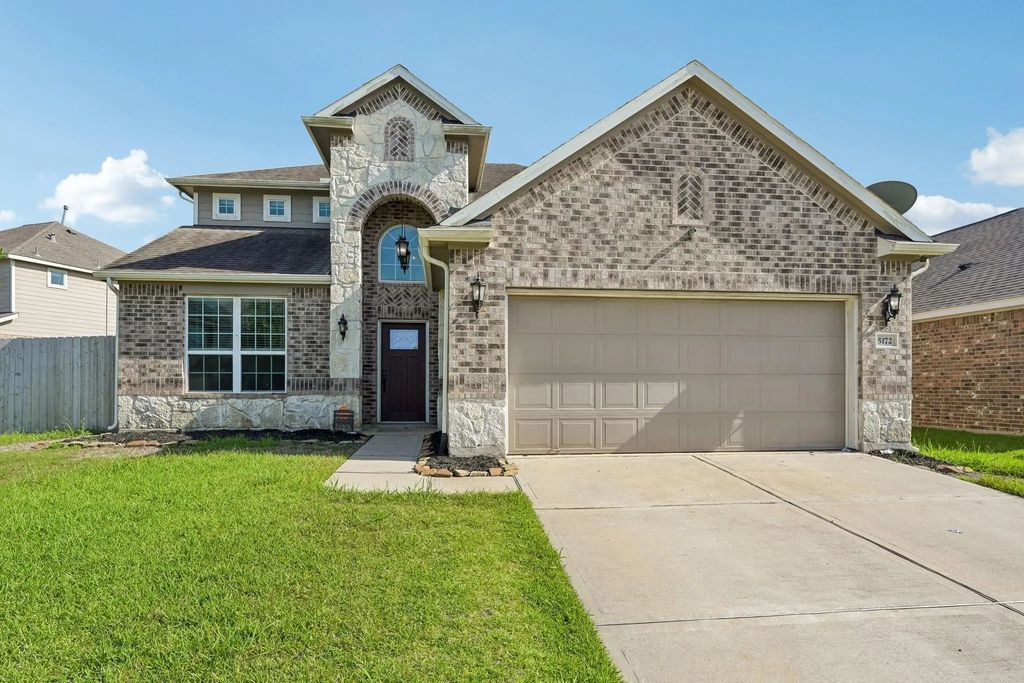 5172 Arbor Cove Court, Alvin