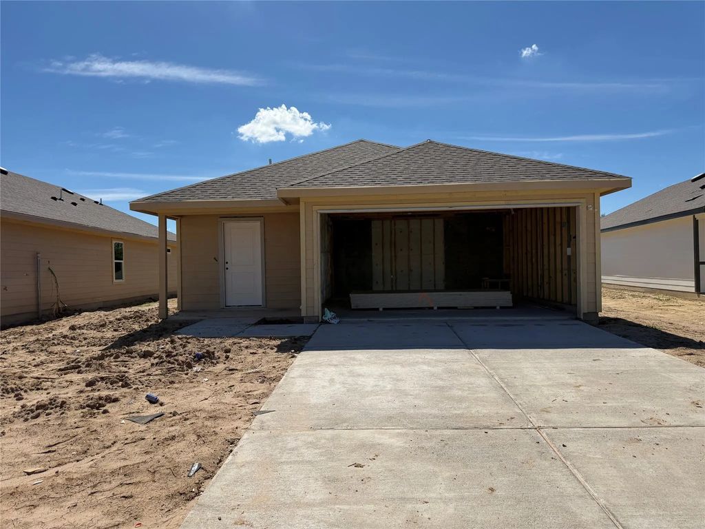 1209 Hickory Grove Street, Brenham