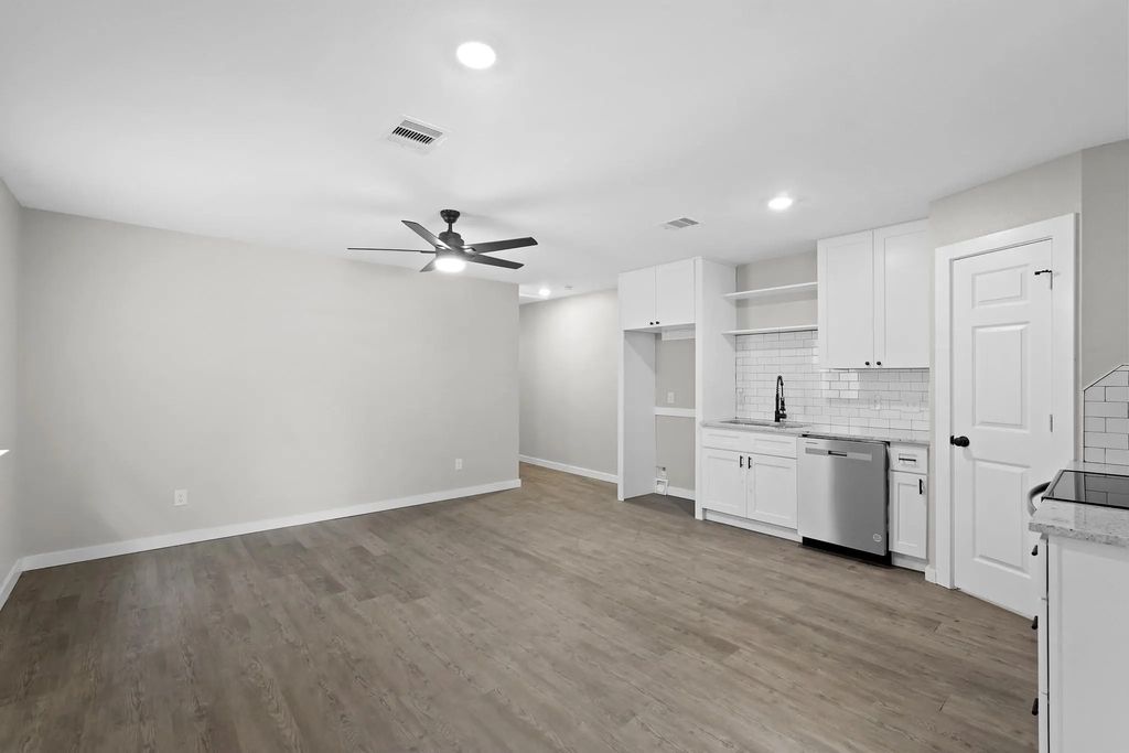 6121 Ridgemont Street B, Houston