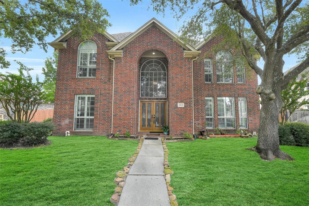 18414 Bull Pine Drive, Spring