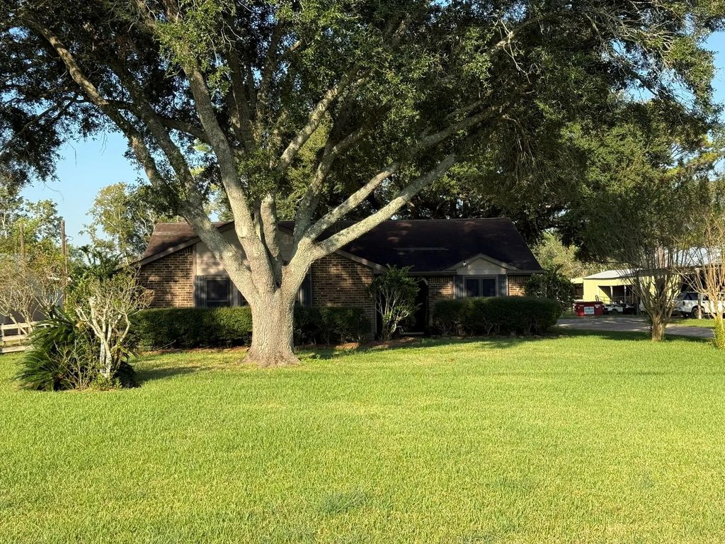 16808 County Road 831, Pearland