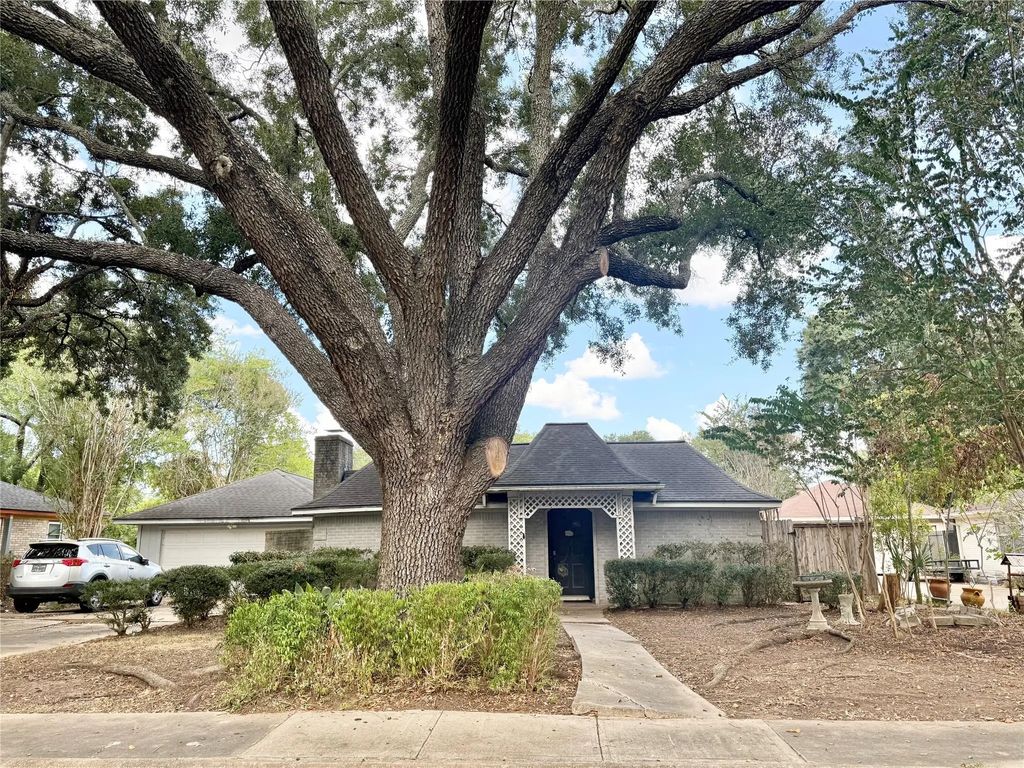 606 Fairway Drive, Richmond