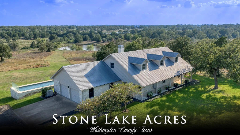 1880 Schoenberg Road, Carmine