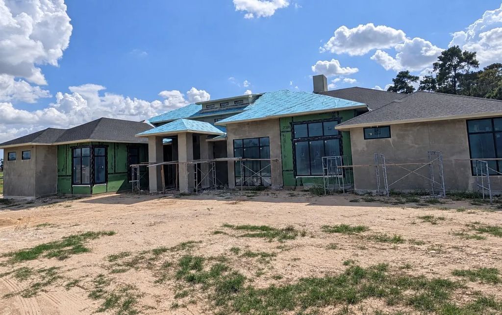 2032 Stallion Lakes Avenue, Hockley