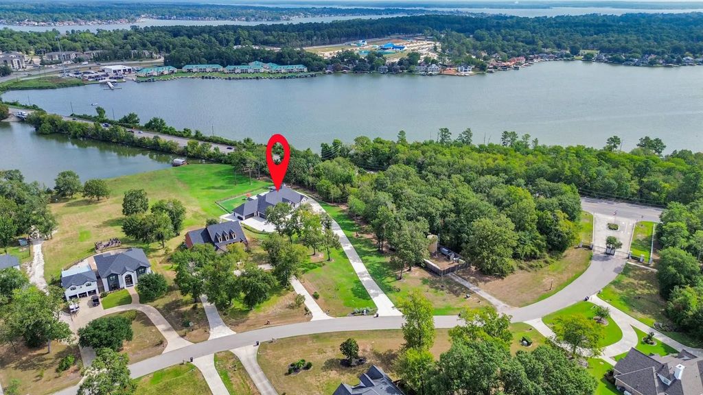 18828 Harbor Side Boulevard, Conroe