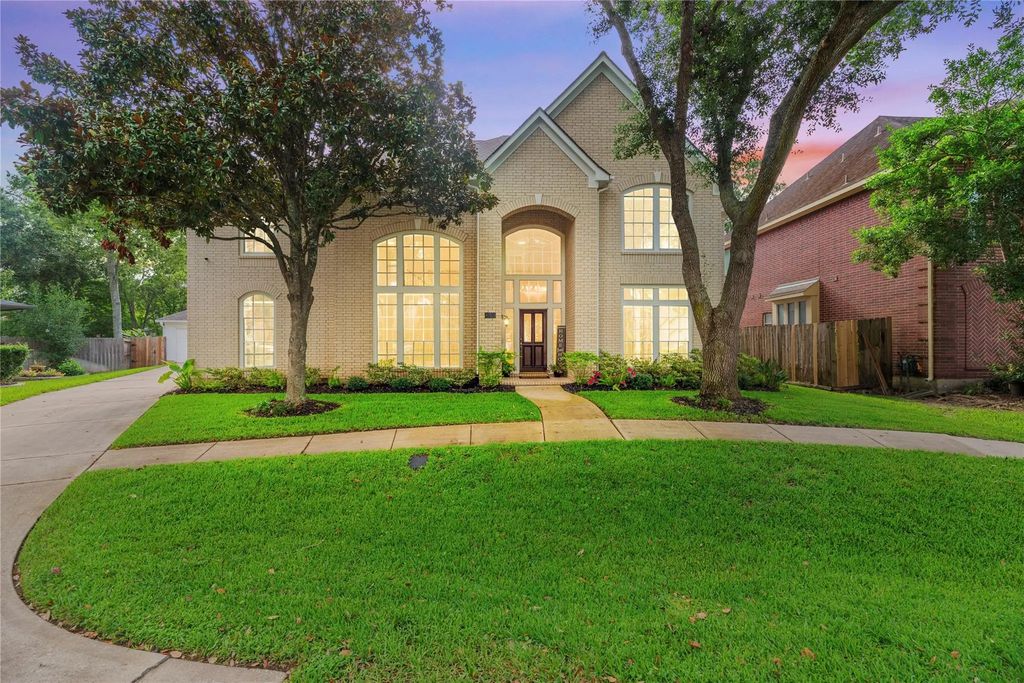 3806 Westall Lane, Missouri City