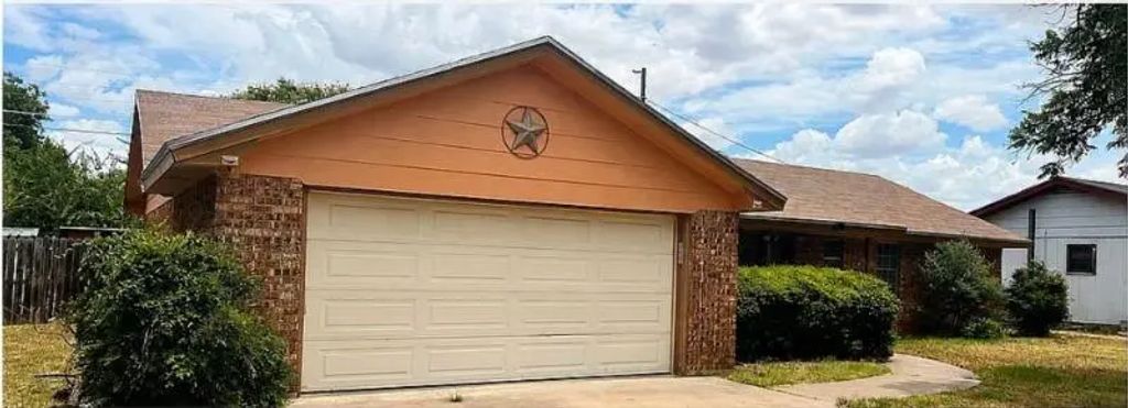 38 Dellwood Drive, San Angelo