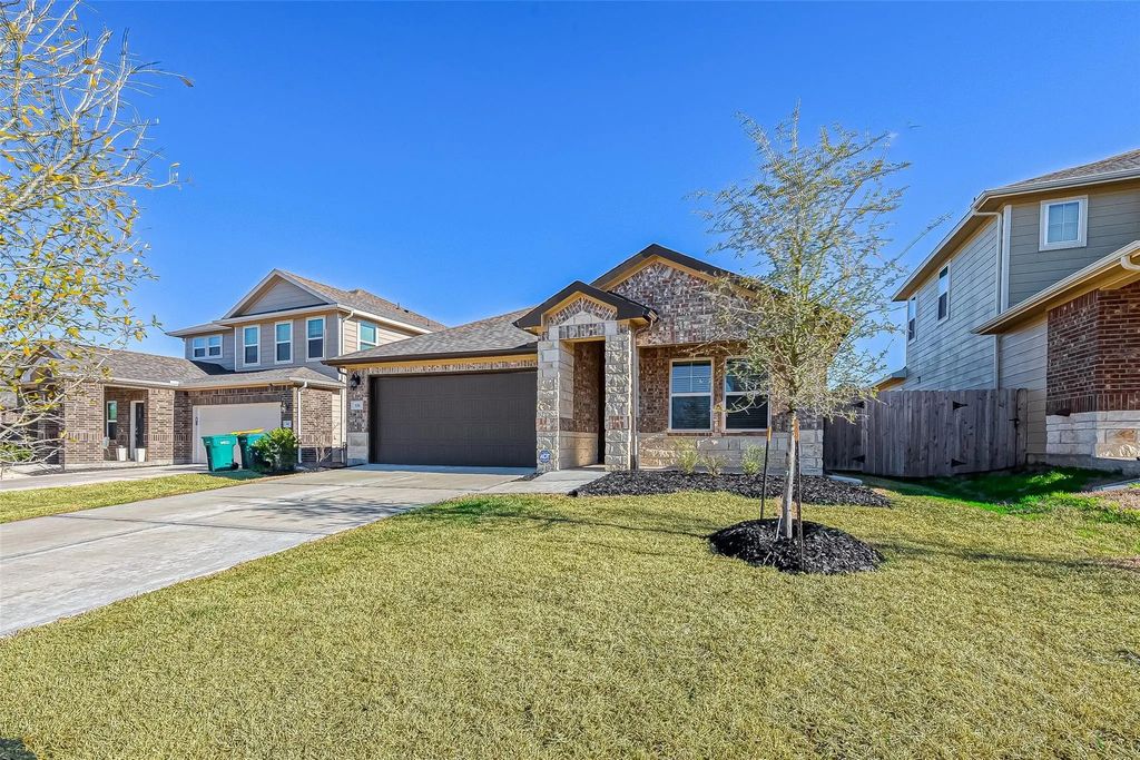 331 Harbor Forest Lane, Montgomery