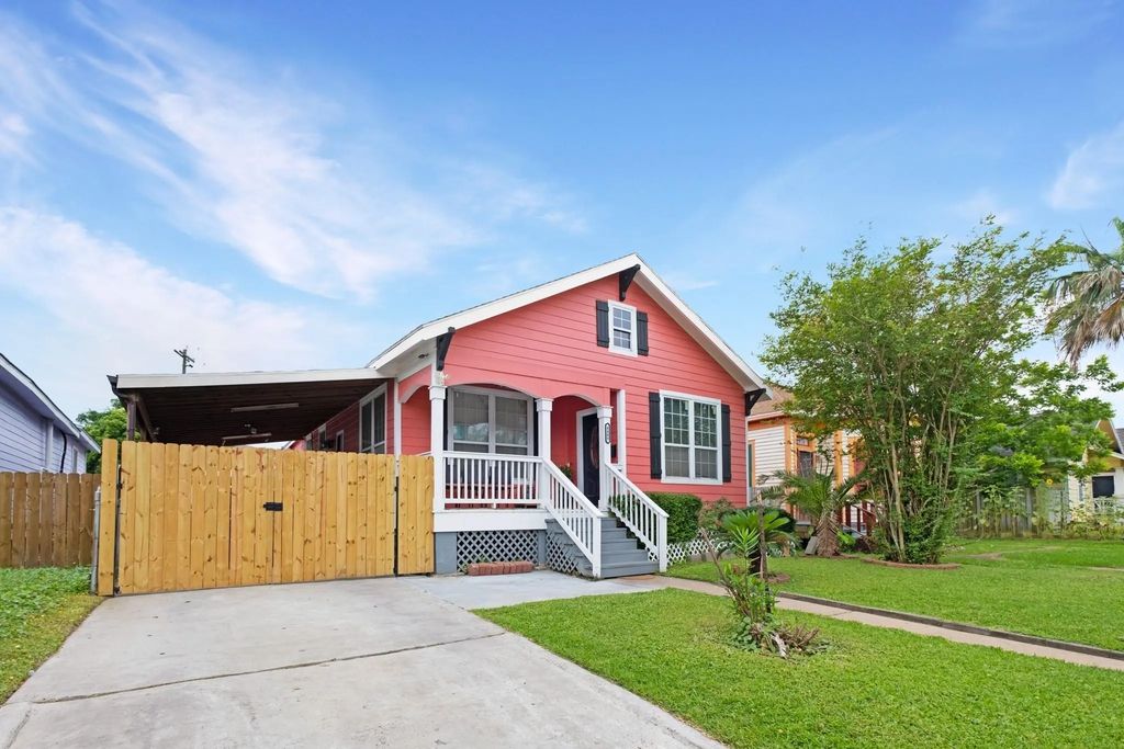 4409 Avenue K, Galveston