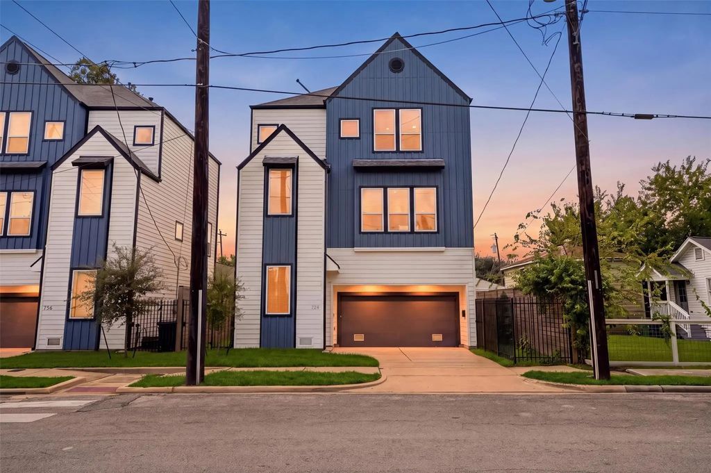 724 E 33rd Street, Houston