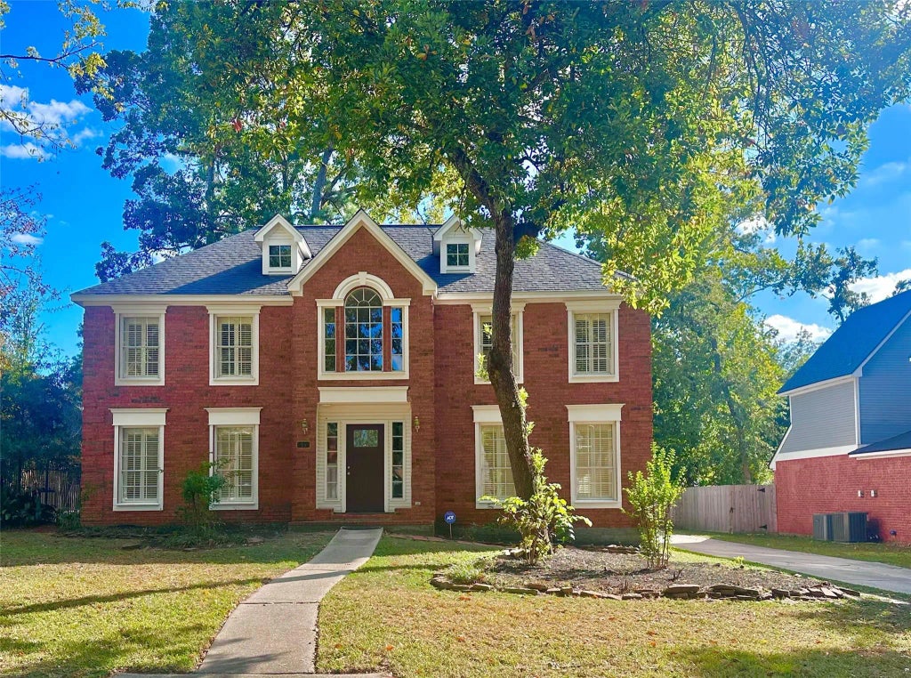 15 Outervale Place, The Woodlands