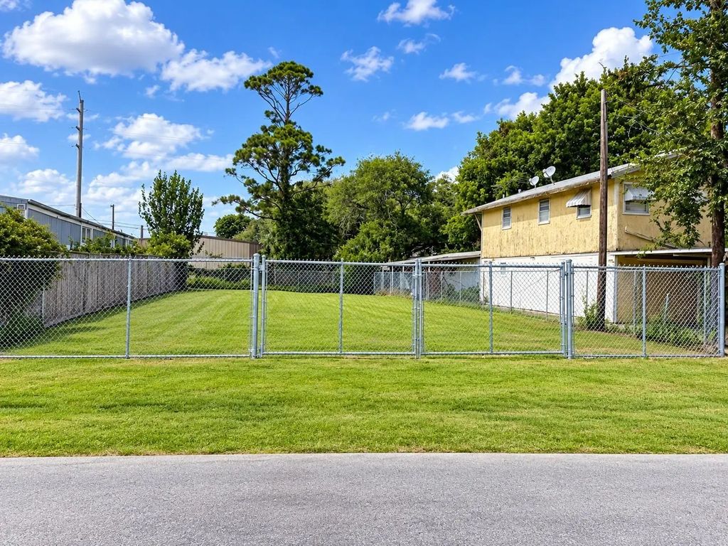 N/a Georgia Street, South Houston