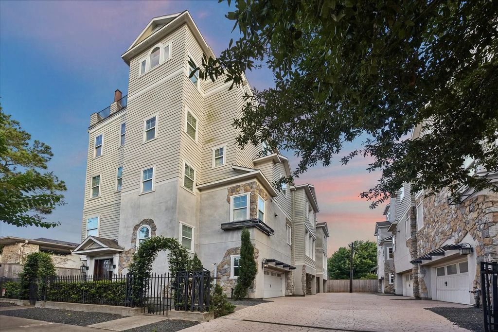 1919 Colquitt Street B, Houston