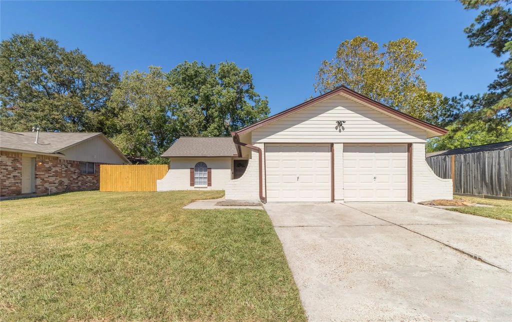 5447 Deer Timbers Trail, Humble