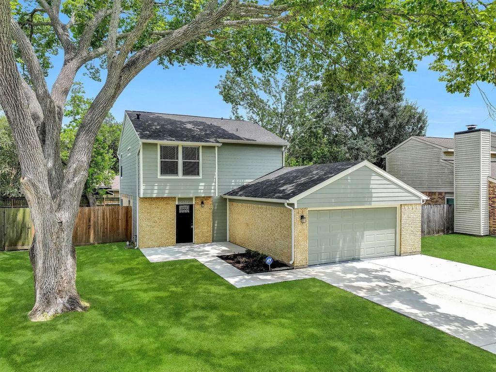 2710 Merrimac Drive, League City