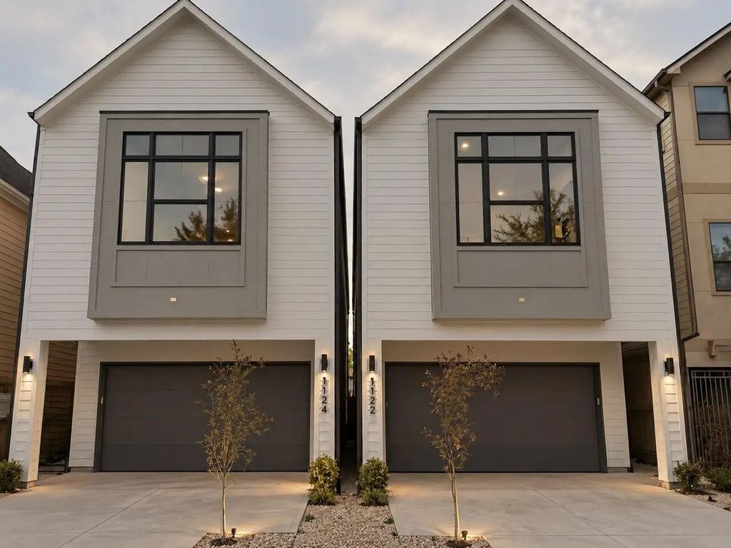 1122 Robbie Street, Houston