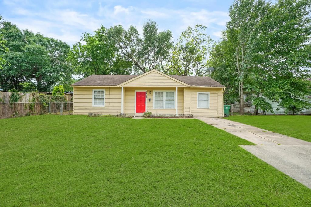 3938 Alsace Street, Houston
