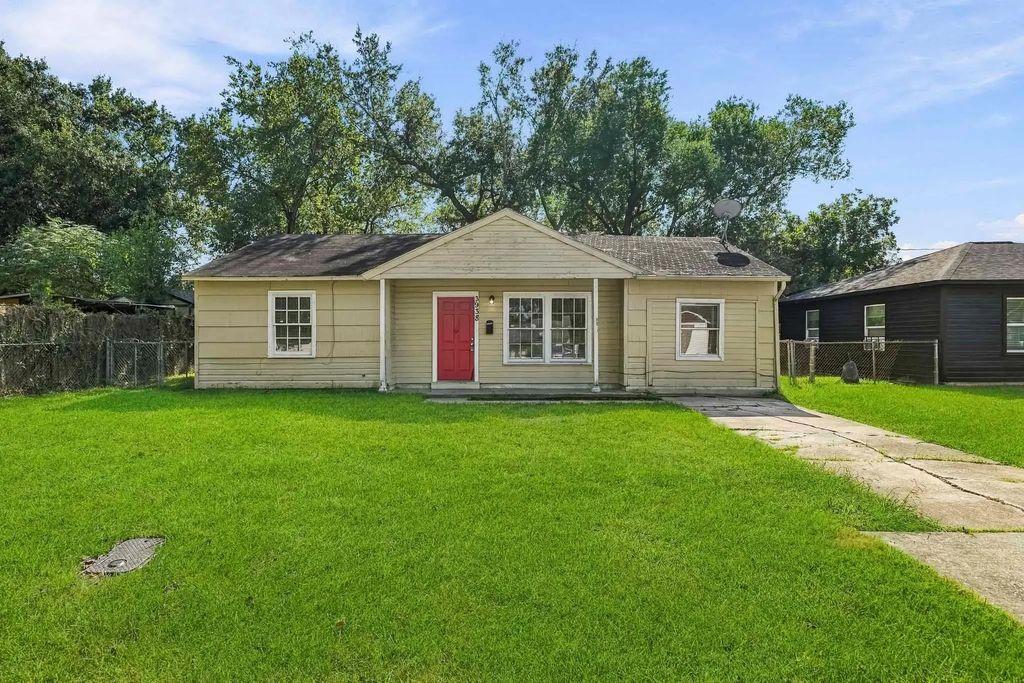 3938 Alsace Street, Houston