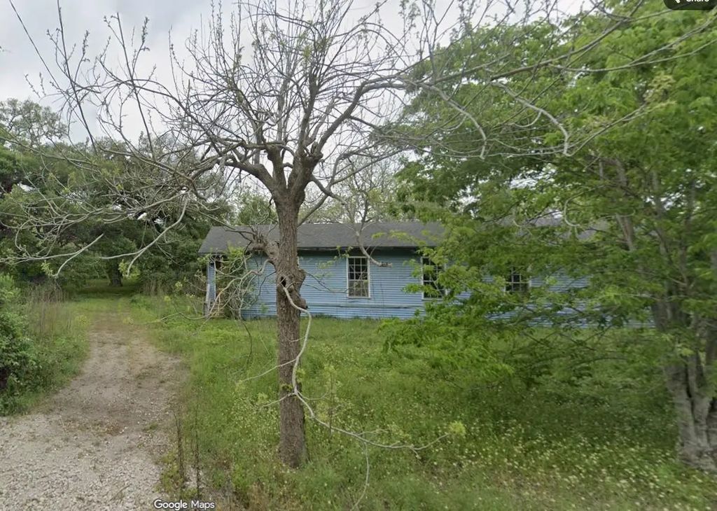 2941-16 County Road 352 Road, Brazoria