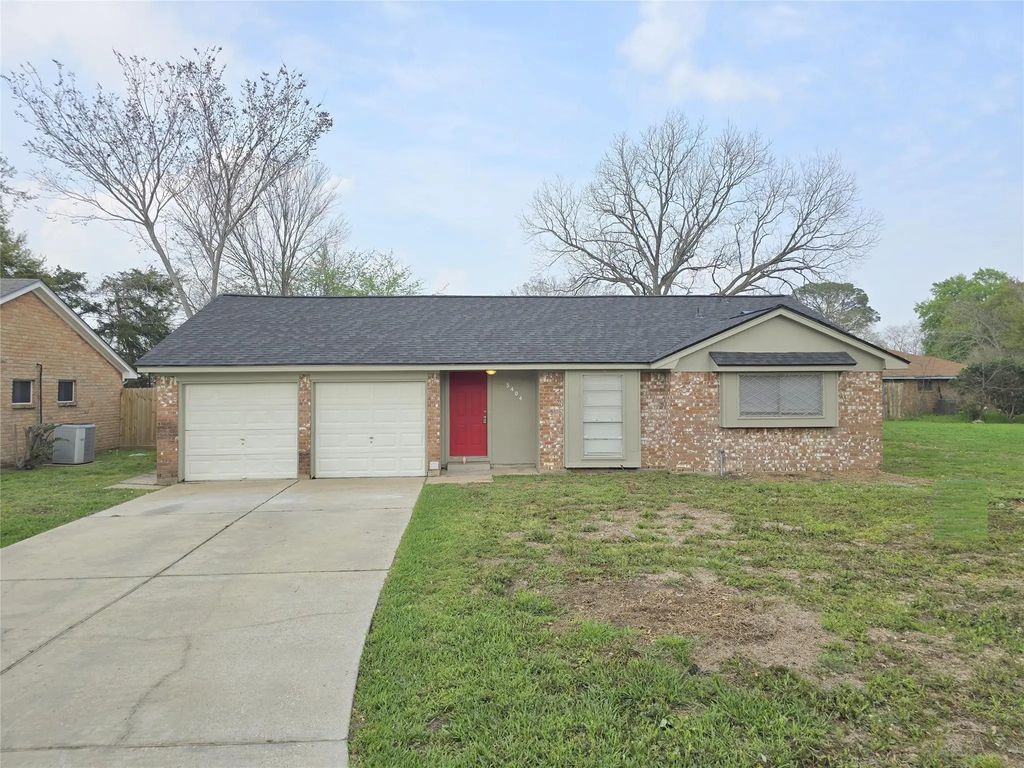 5404 Hazel Street, Baytown
