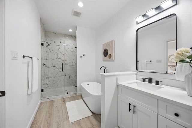 5214 Rue Street, Houston