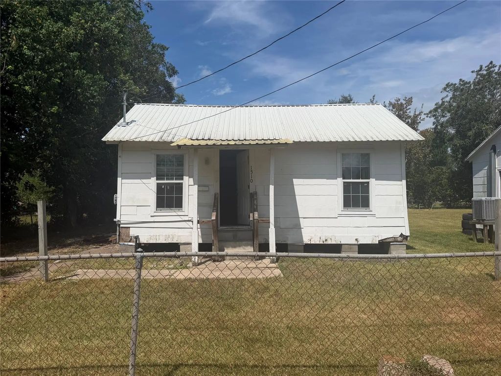 1510 W Talmage St Bypass, Alvin