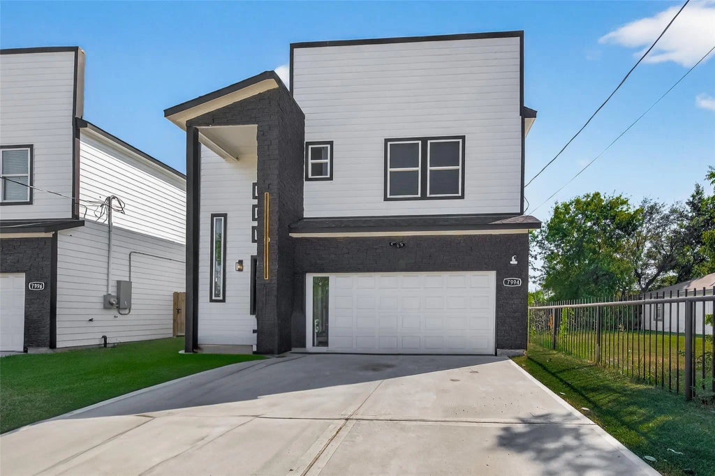 7994 Kenton Street, Houston