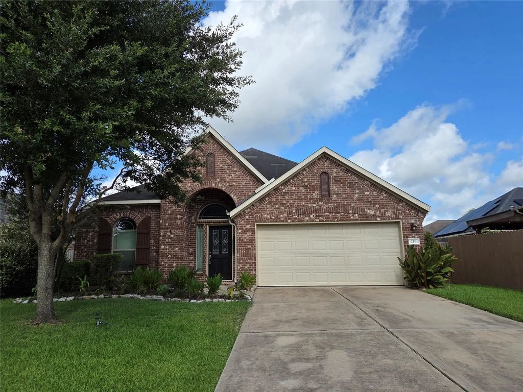 219 Golden Grain Drive, Rosenberg