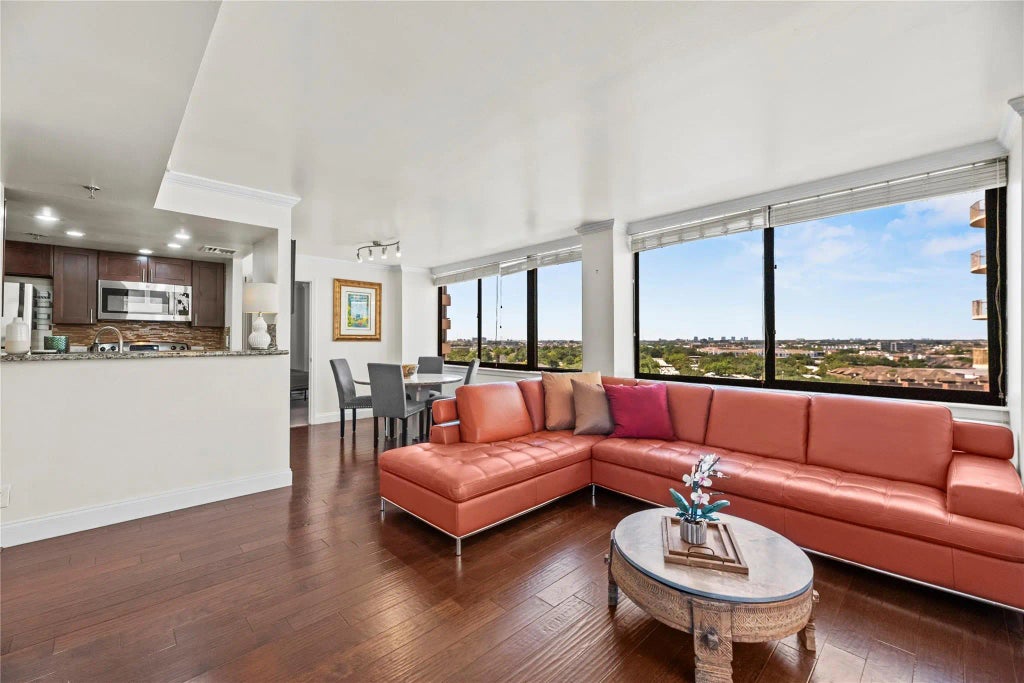 3525 Sage Road 1210, Houston