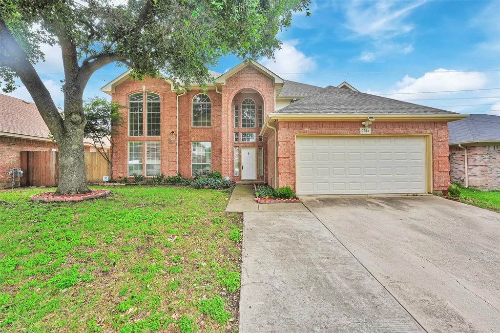 2754 Red Oak Drive, Grand Prairie