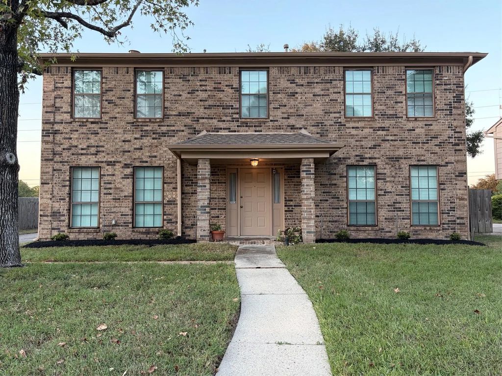 15730 Maple Manor Drive, Houston