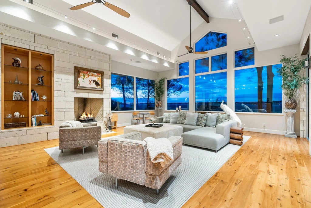 59 Lake Estates Drive, Montgomery