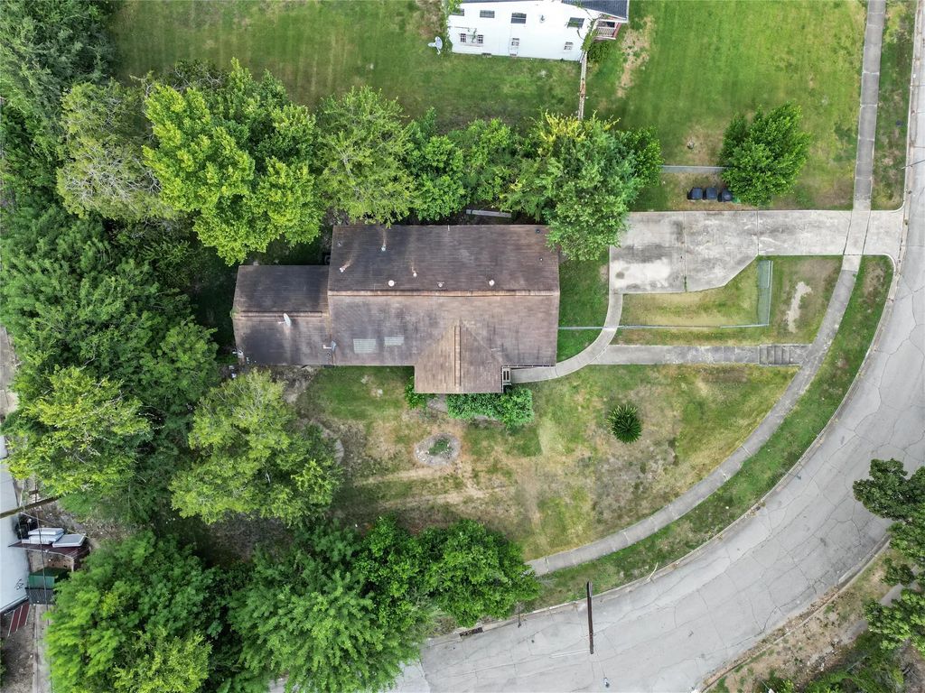 5130 Live Oak Street, Houston