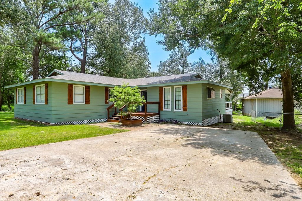 235 Mesa Verde, Livingston