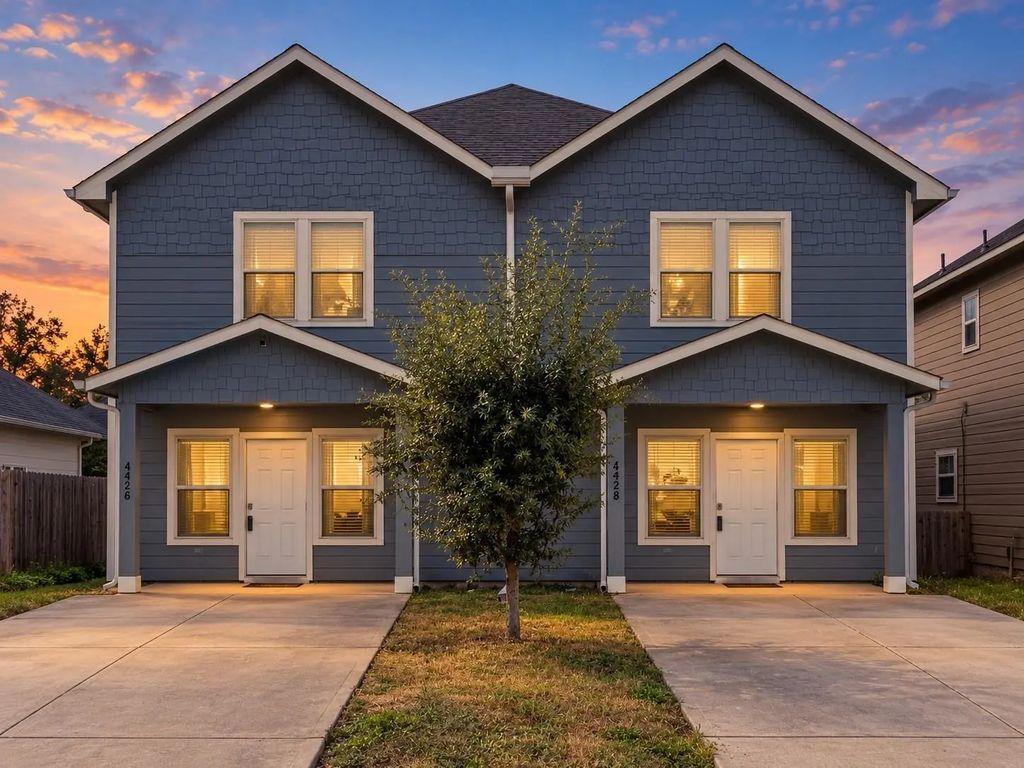 4528 Mayflower Street B, Houston