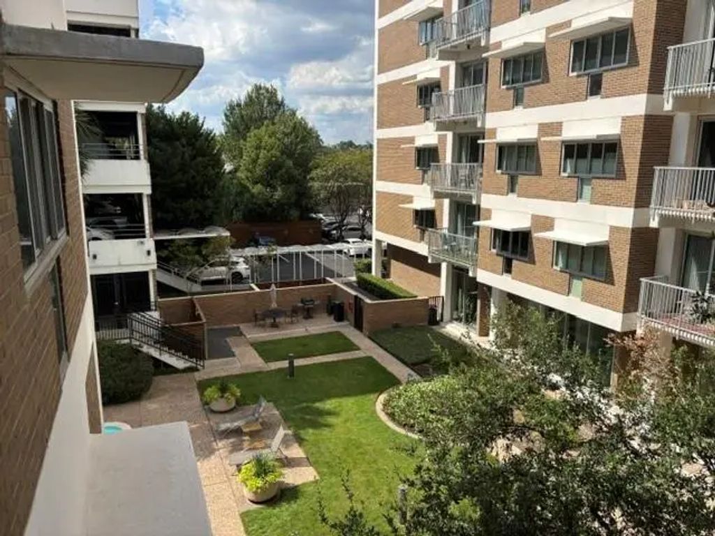 3614 Montrose Boulevard 300, Houston