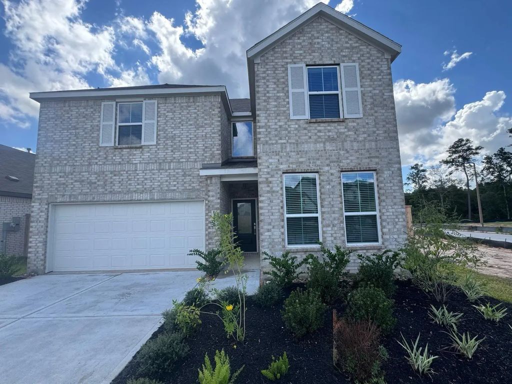 13035 Pine Trace Street, Montgomery