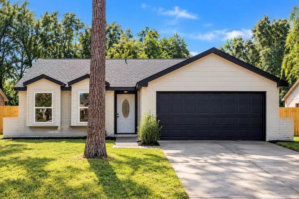 7018 Foxmar Lane, Humble