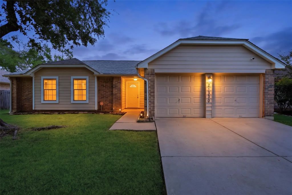 21330 Golden Dove Drive, Spring