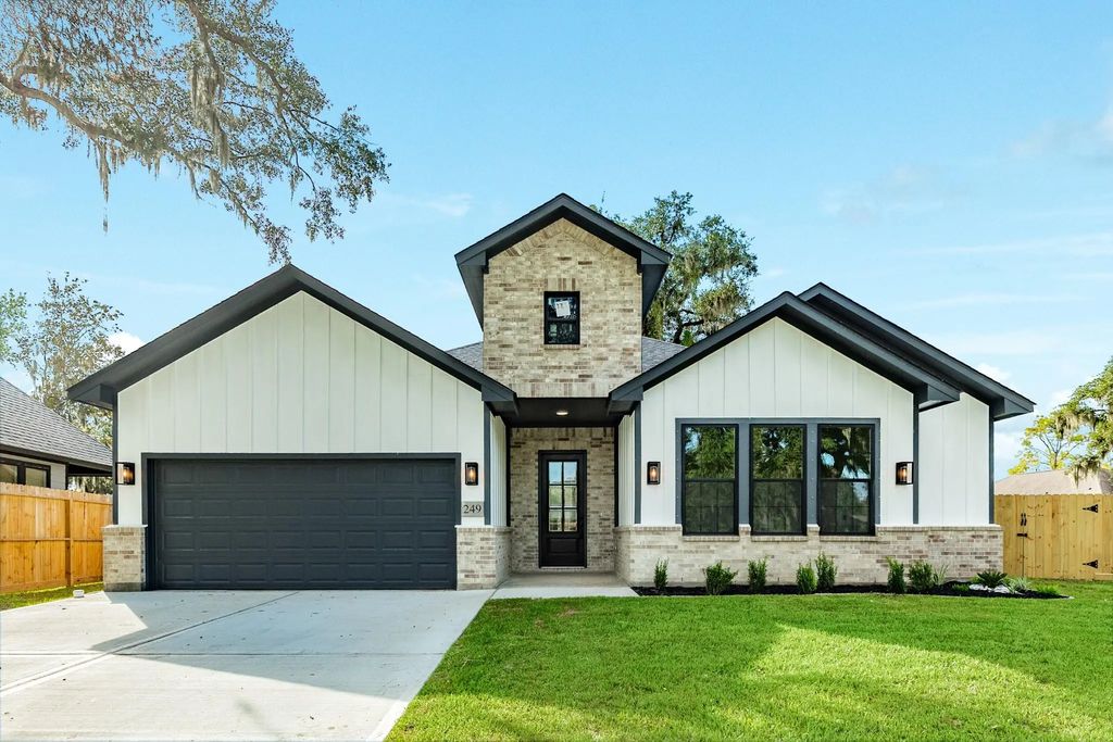 249 Montclaire Drive, West Columbia