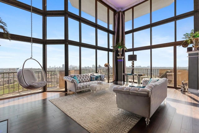 3350 Mccue Road 2404, Houston