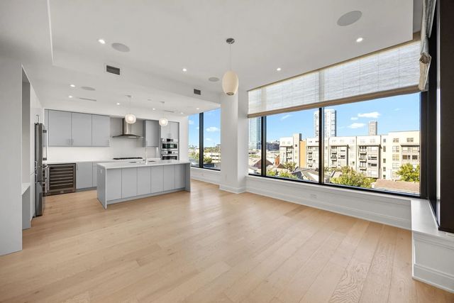 2323 W Main Street 506, Houston