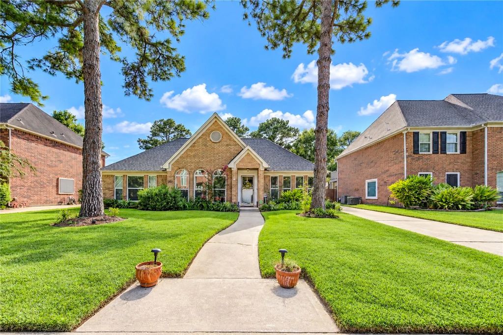 7303 Starbridge Drive, Houston