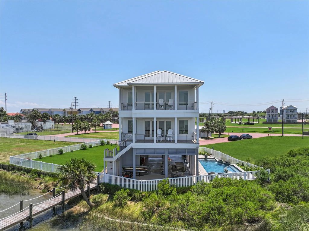 3515 Hudson Court, Galveston