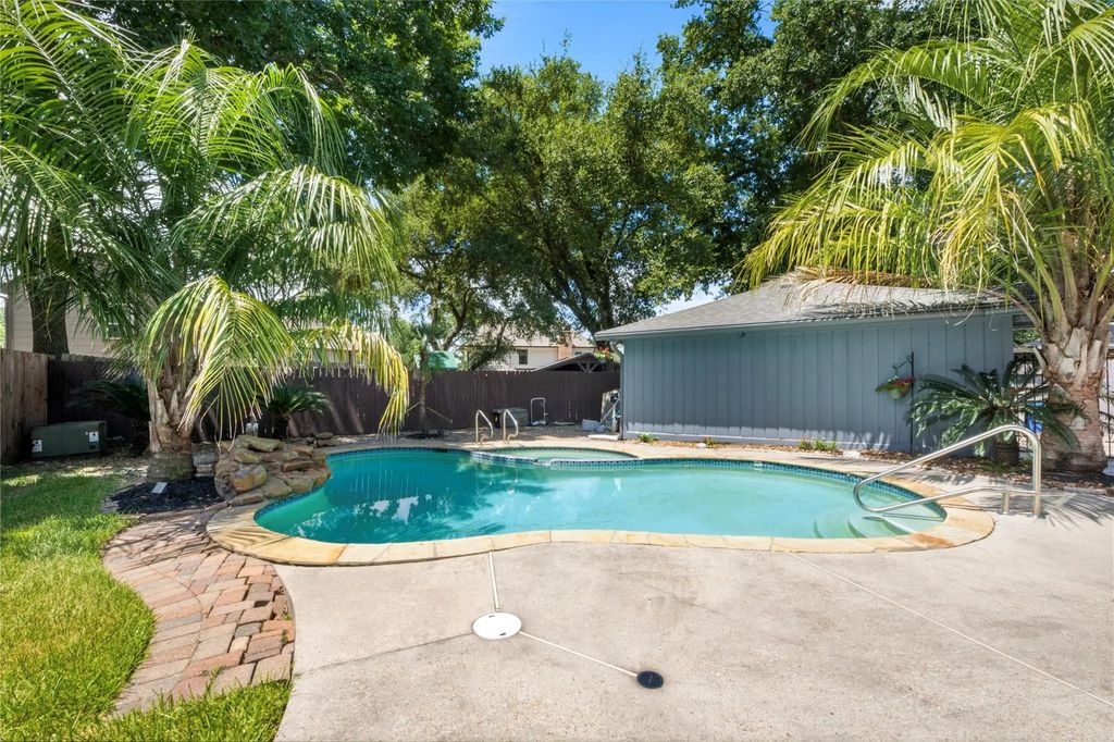 4118 Long Grove Drive, Seabrook