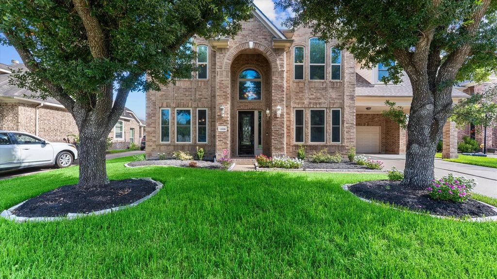 12009 Banks Run Drive, Pearland