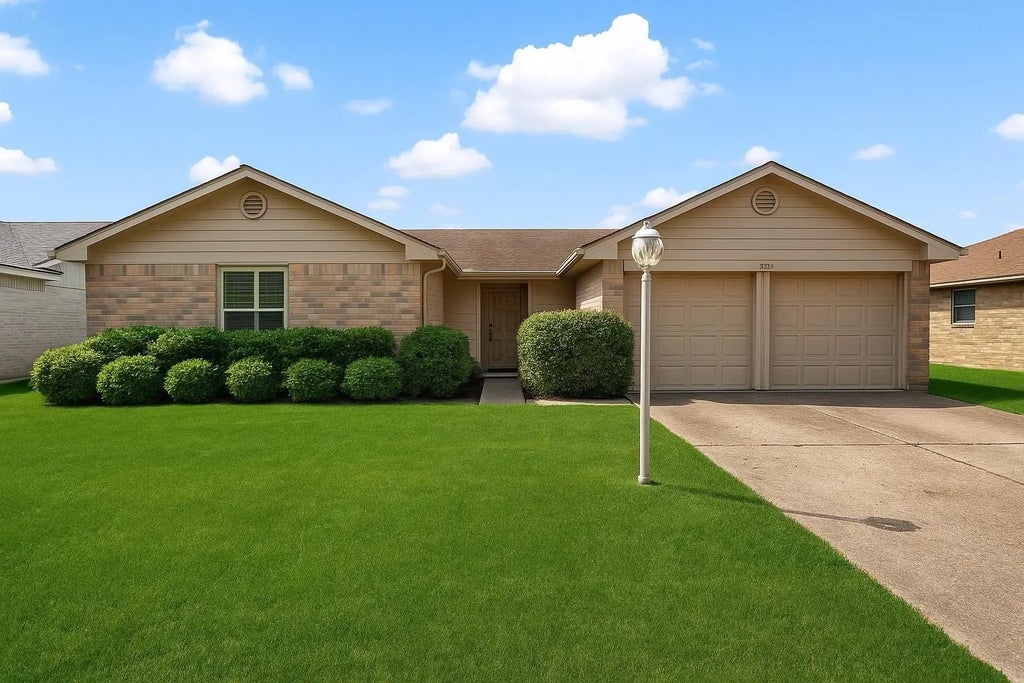 19907 Lions Gate Drive, Humble