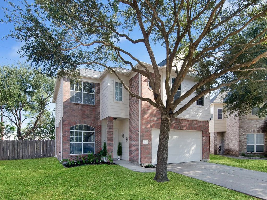 22527 Hamlet Park Court, Spring