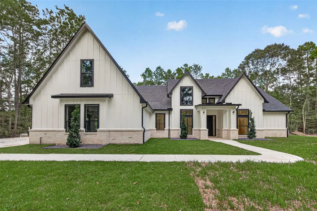 8767 Lauren Lane, Waller